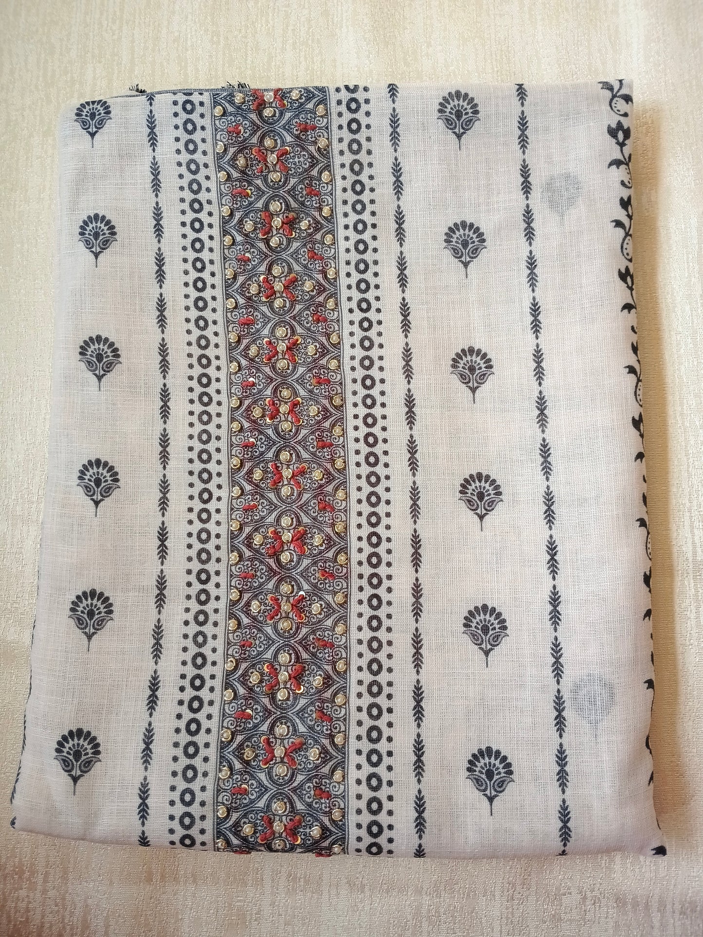 Unstitched cotton linen set